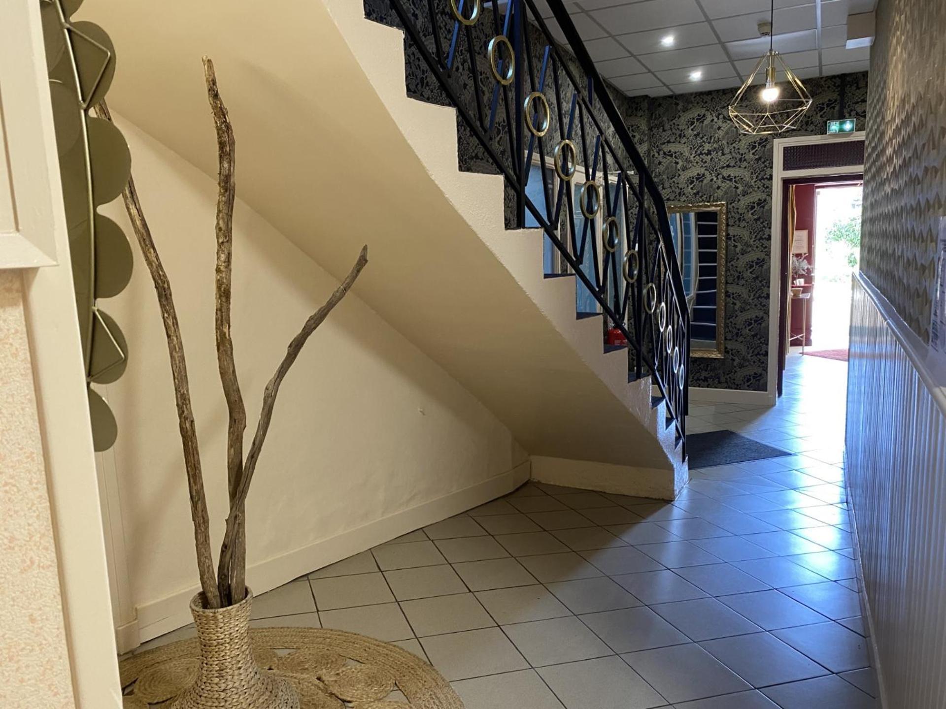 Hotel Aux Vendanges De Bourgogne Paray-le-Monial Exterior photo